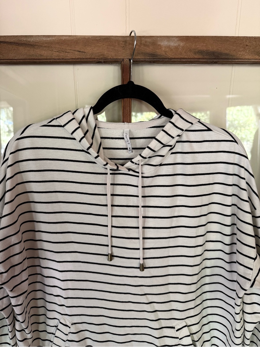 Z Supply Dakota Ivory Striped Pull-Over Hoodie Cozy Hooded Sweater Top - Medium - Picture 7 of 11